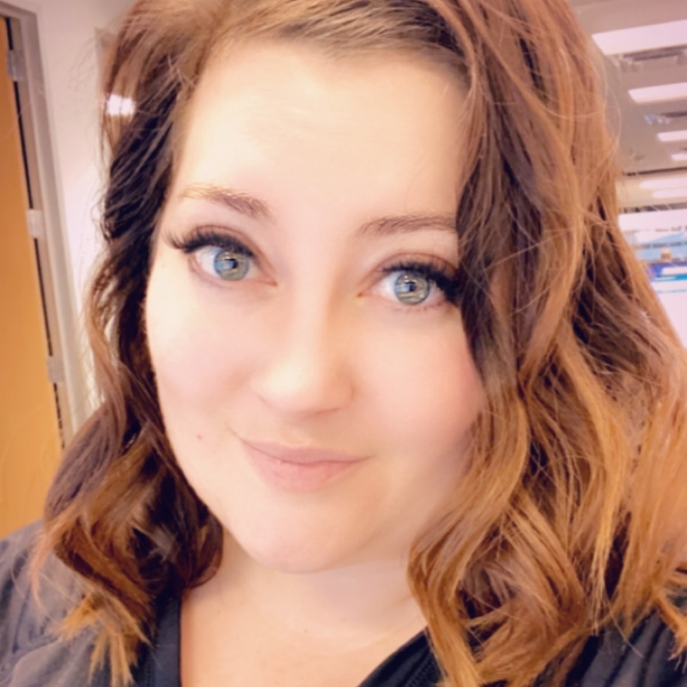 Meet your Posher, Roxy